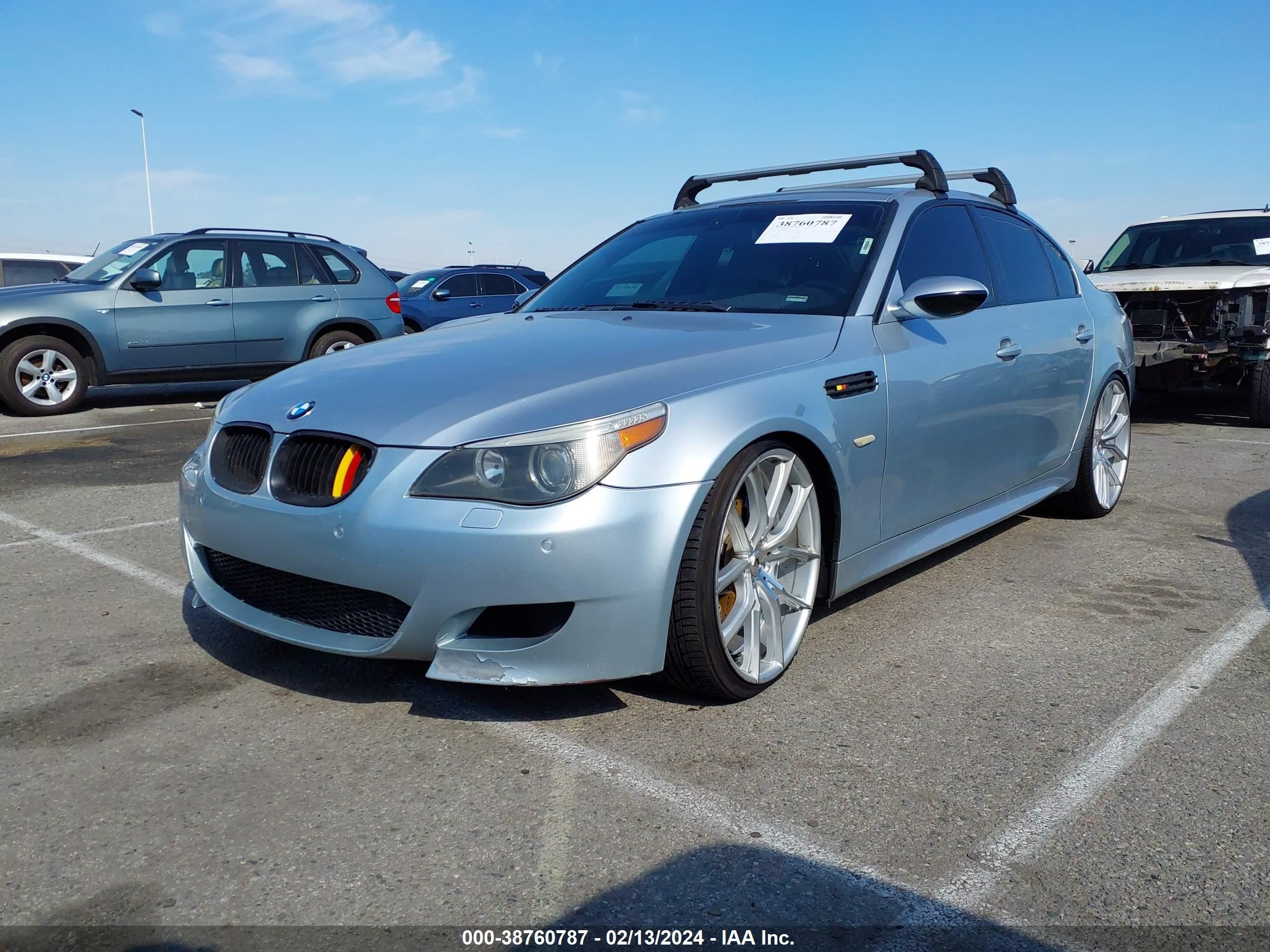 Photo 1 VIN: WBSNB93586B582267 - BMW M5 