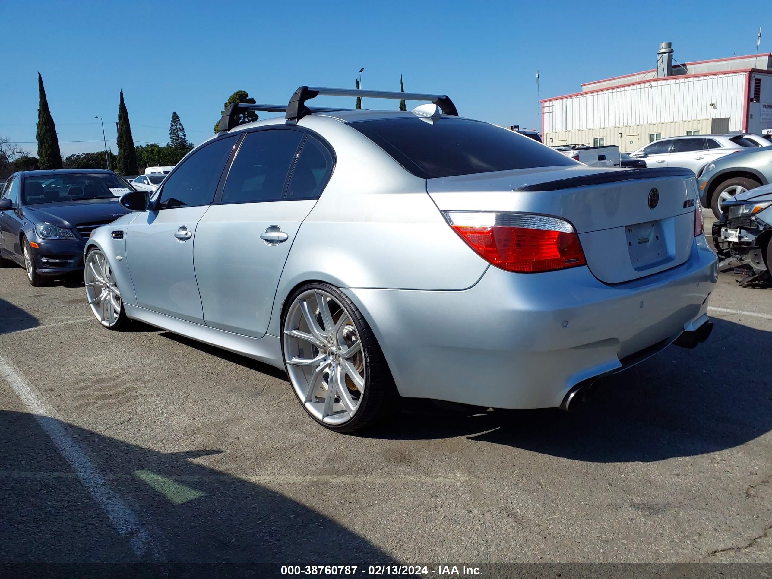 Photo 2 VIN: WBSNB93586B582267 - BMW M5 