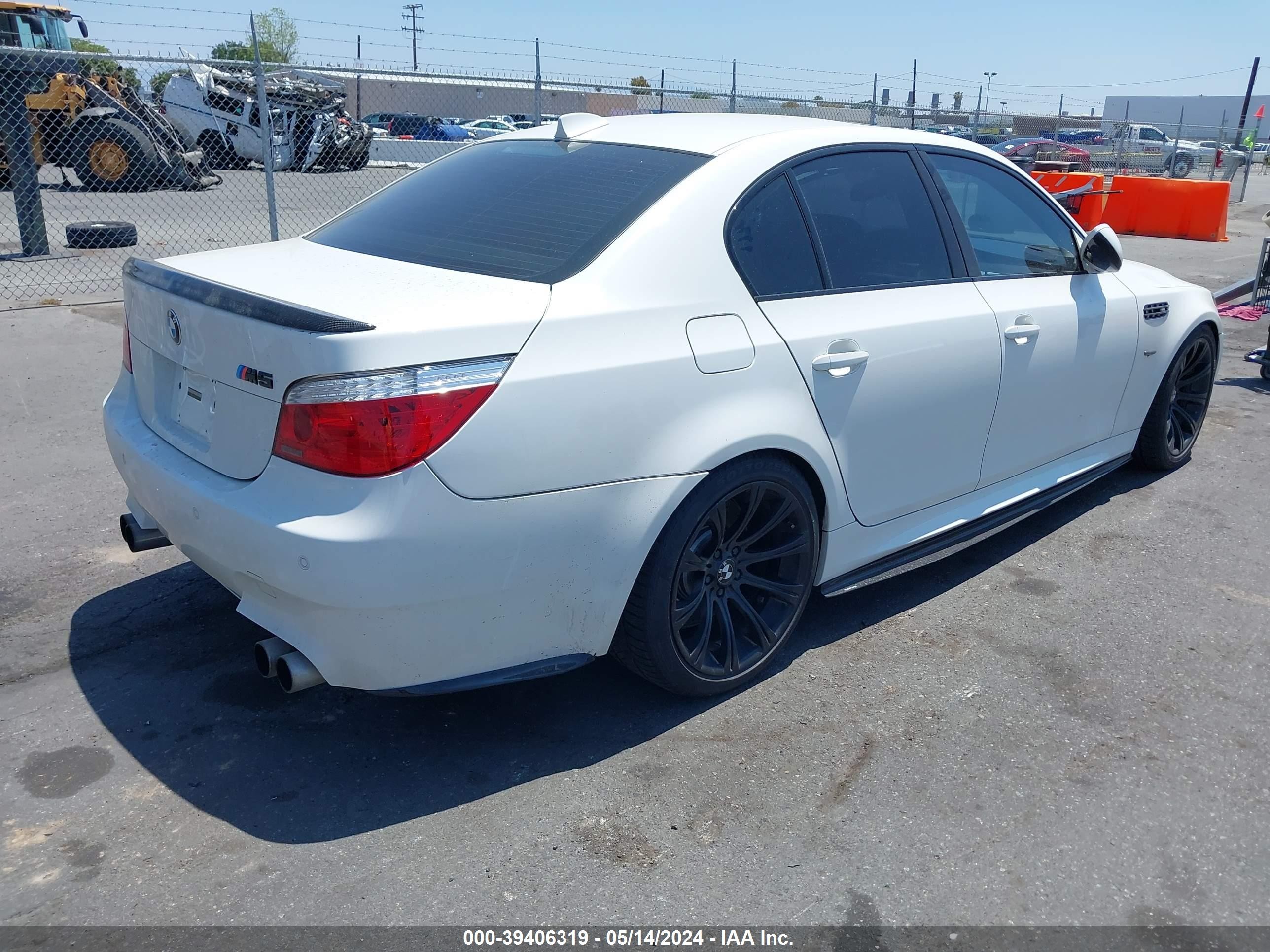 Photo 3 VIN: WBSNB93587CX07540 - BMW M5 