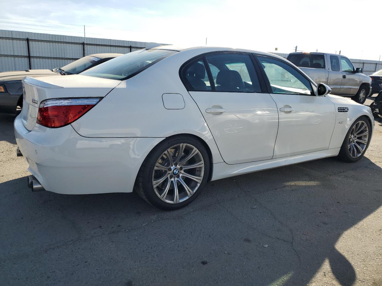 Photo 2 VIN: WBSNB9C51AC043234 - BMW M5 