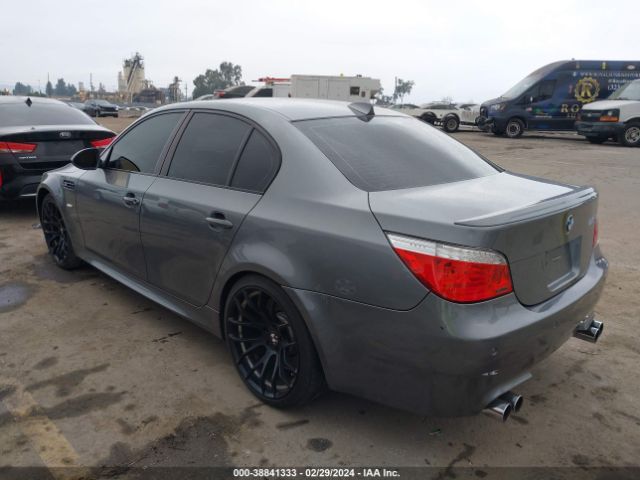 Photo 2 VIN: WBSNB9C55AC043303 - BMW M5 