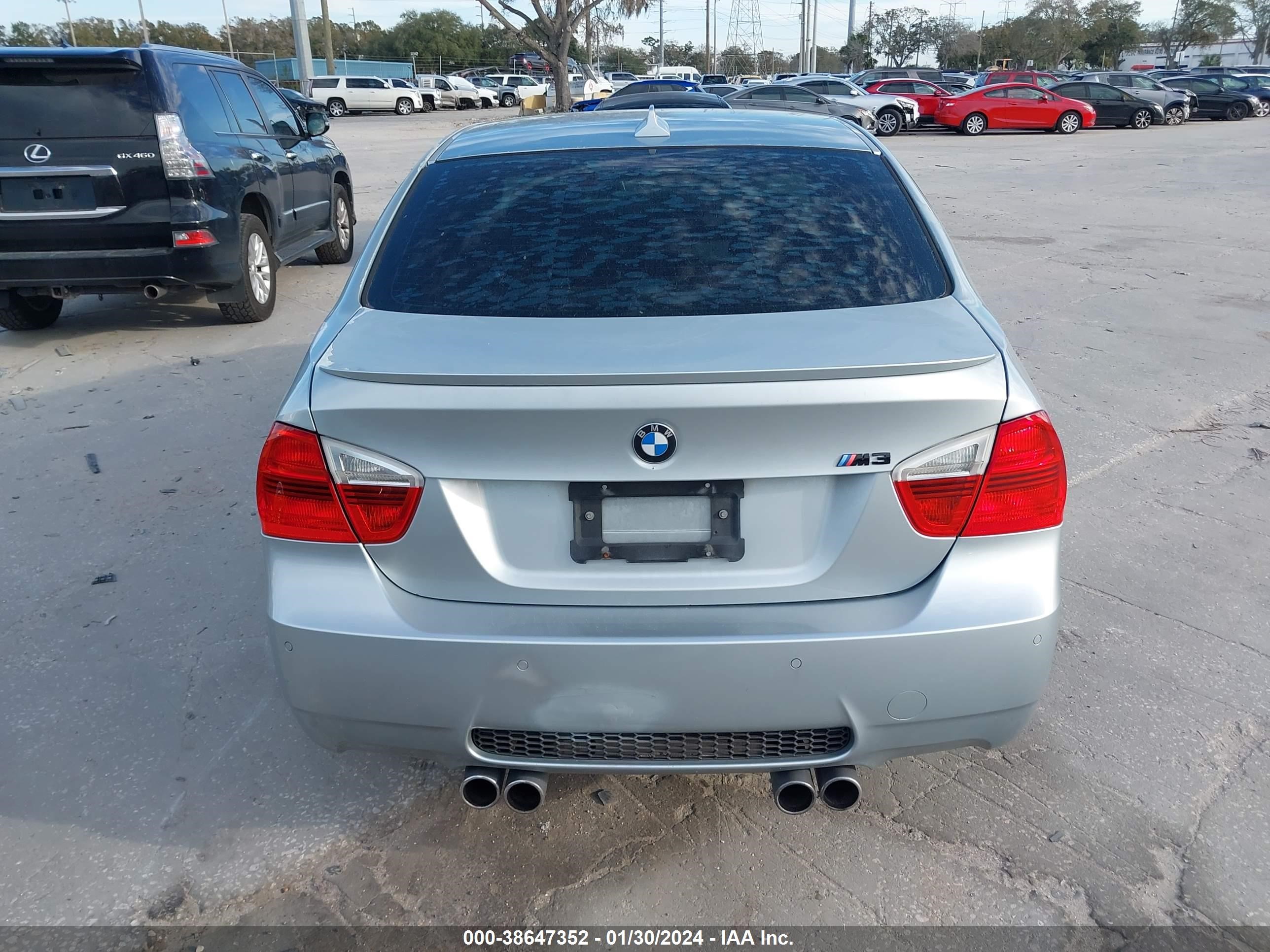 Photo 15 VIN: WBSVA93518E041095 - BMW M3 