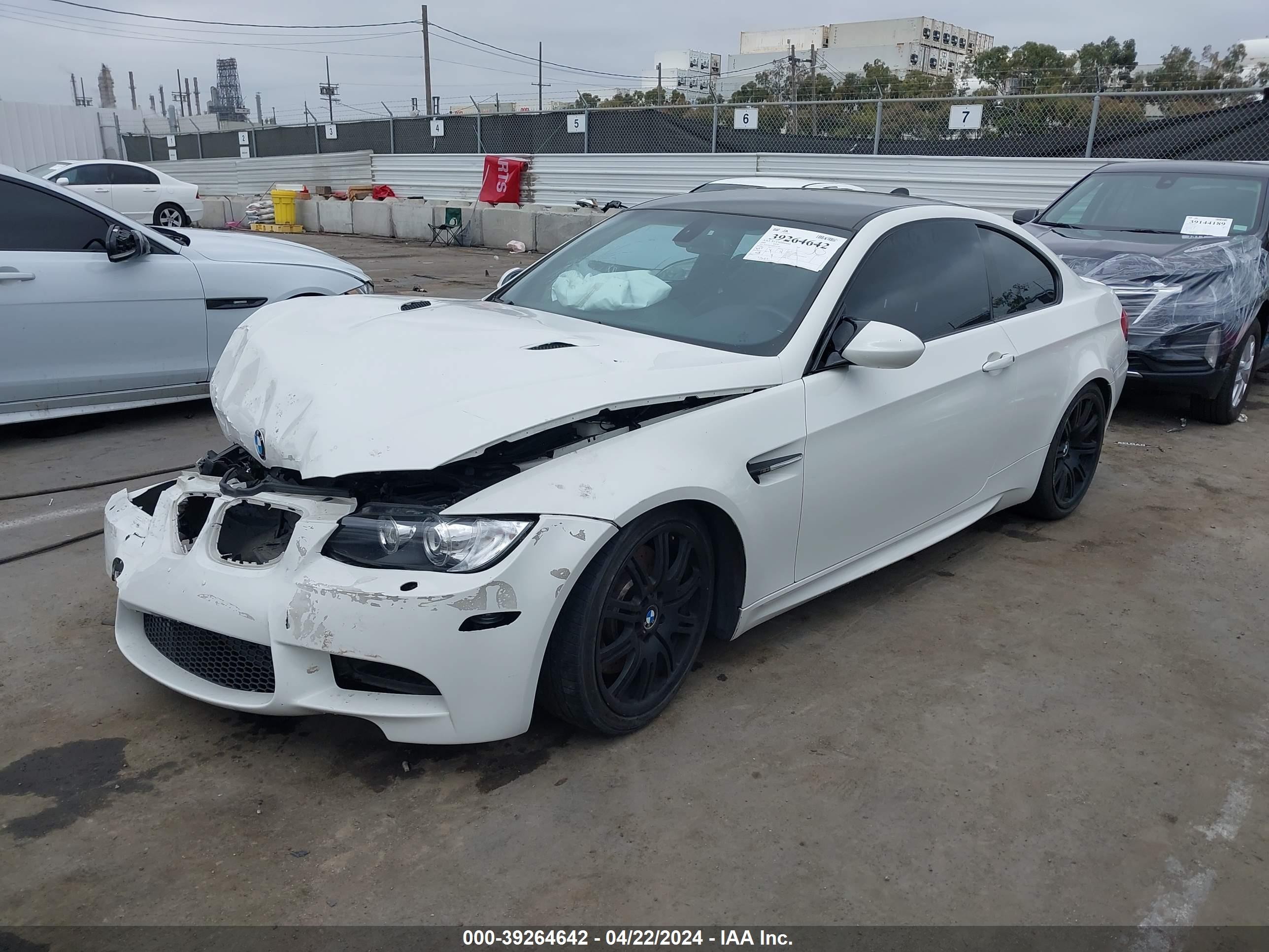 Photo 2 VIN: WBSWD93568PY42556 - BMW M3 