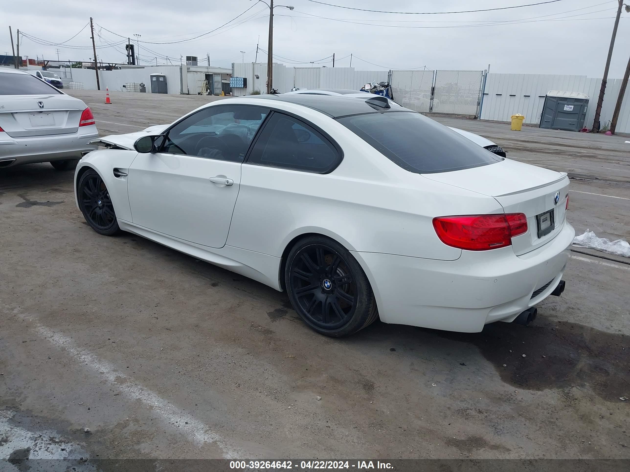 Photo 3 VIN: WBSWD93568PY42556 - BMW M3 