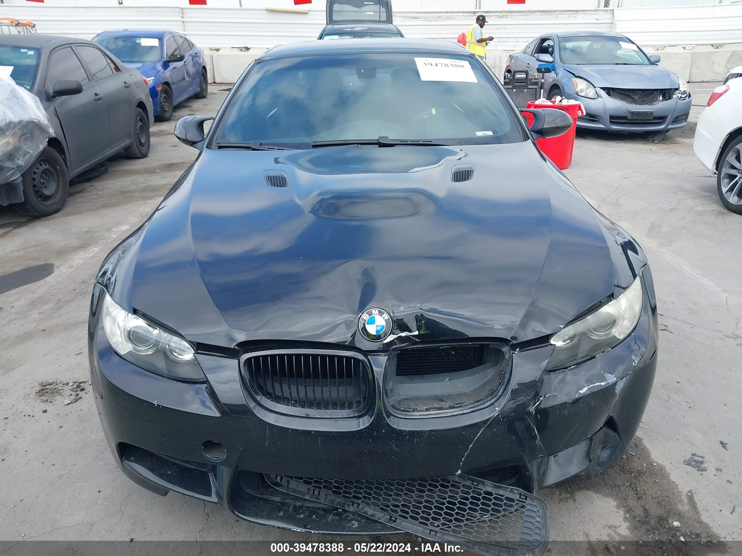 Photo 11 VIN: WBSWL93588P330882 - BMW M3 