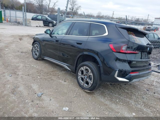 Photo 2 VIN: WBX73EF02P5X62823 - BMW X1 