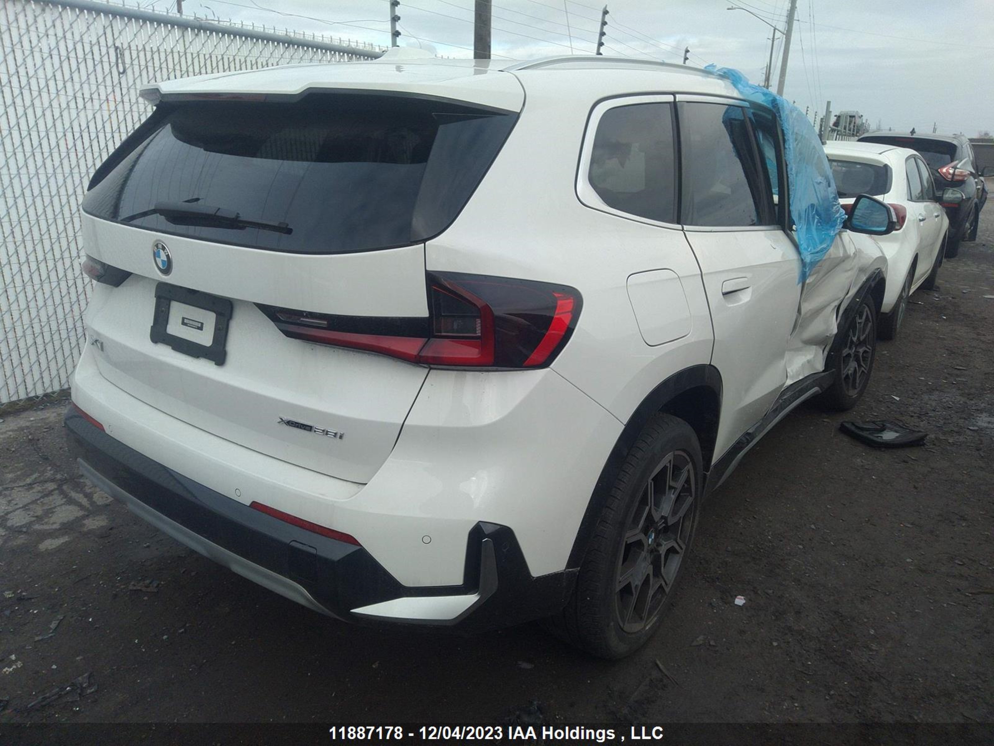 Photo 3 VIN: WBX73EF05P5W00779 - BMW X1 