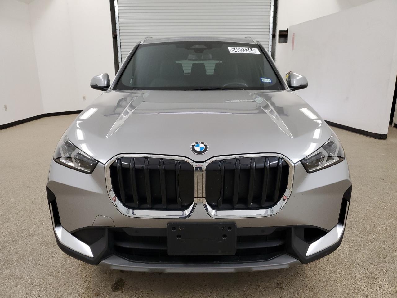 Photo 4 VIN: WBX73EF05P5X65926 - BMW X1 