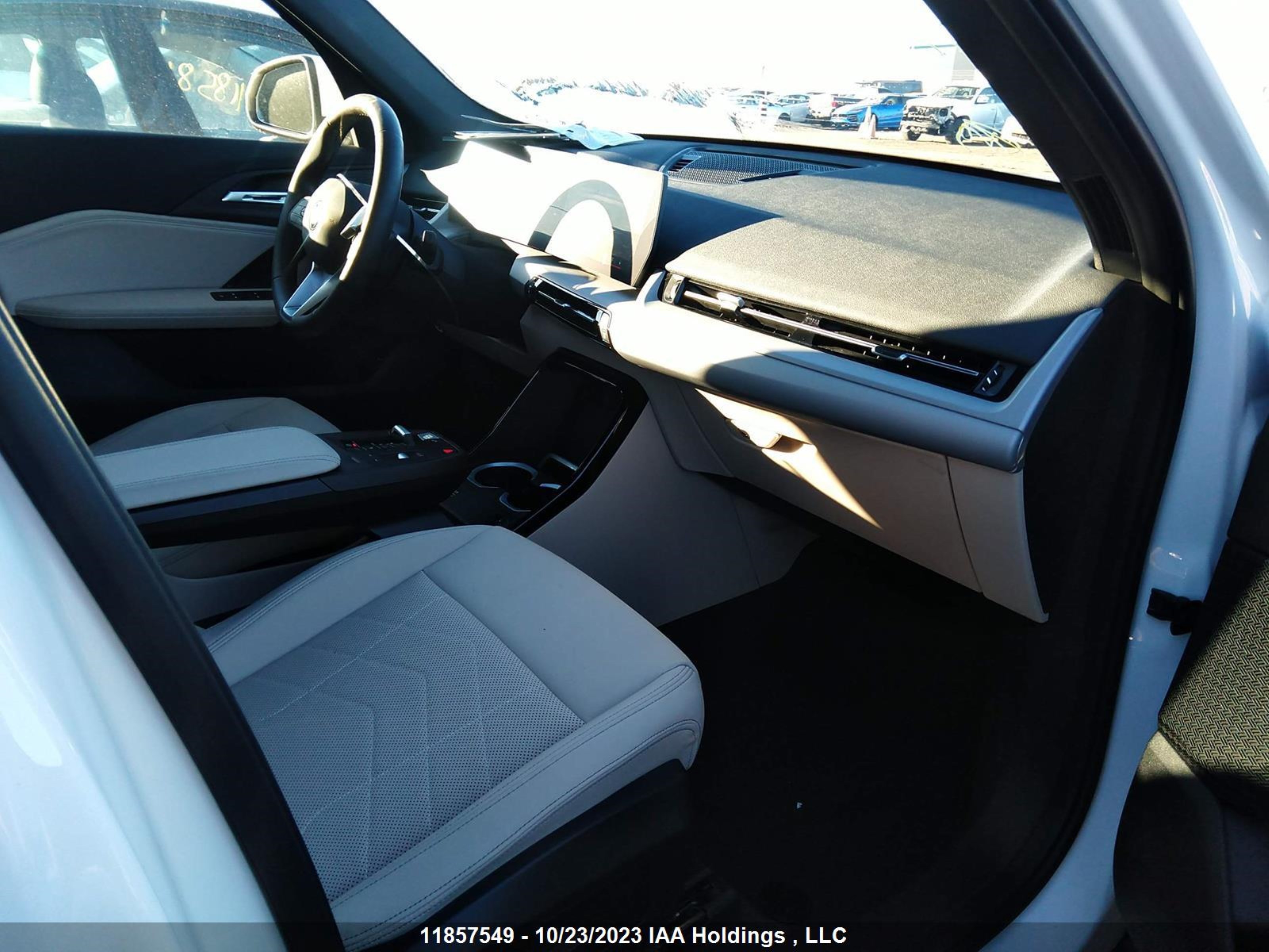 Photo 4 VIN: WBX73EF07P5W12674 - BMW X1 