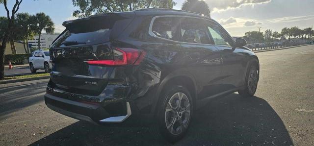 Photo 3 VIN: WBX73EF07P5W63902 - BMW X1 