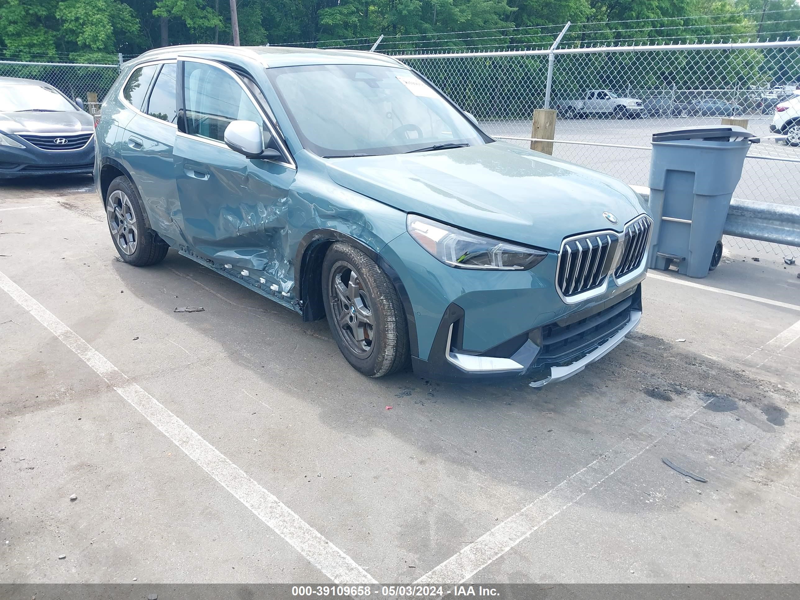 Photo 5 VIN: WBX73EF08R5Y43621 - BMW X1 