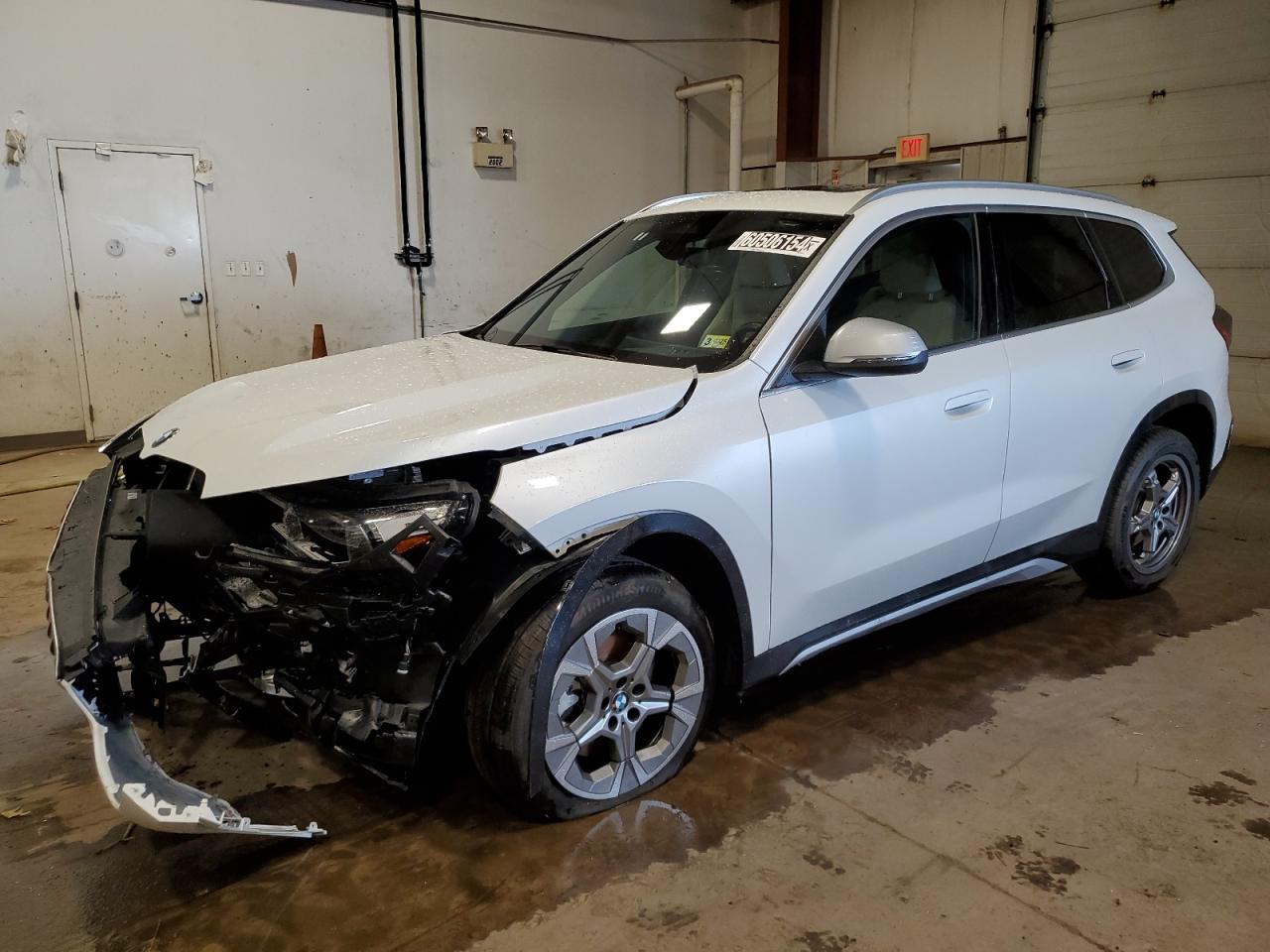 Photo 14 VIN: WBX73EF08R5Y89451 - BMW X1 