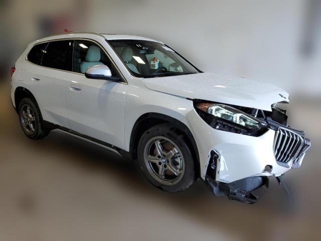 Photo 3 VIN: WBX73EF08R5Y89451 - BMW X1 