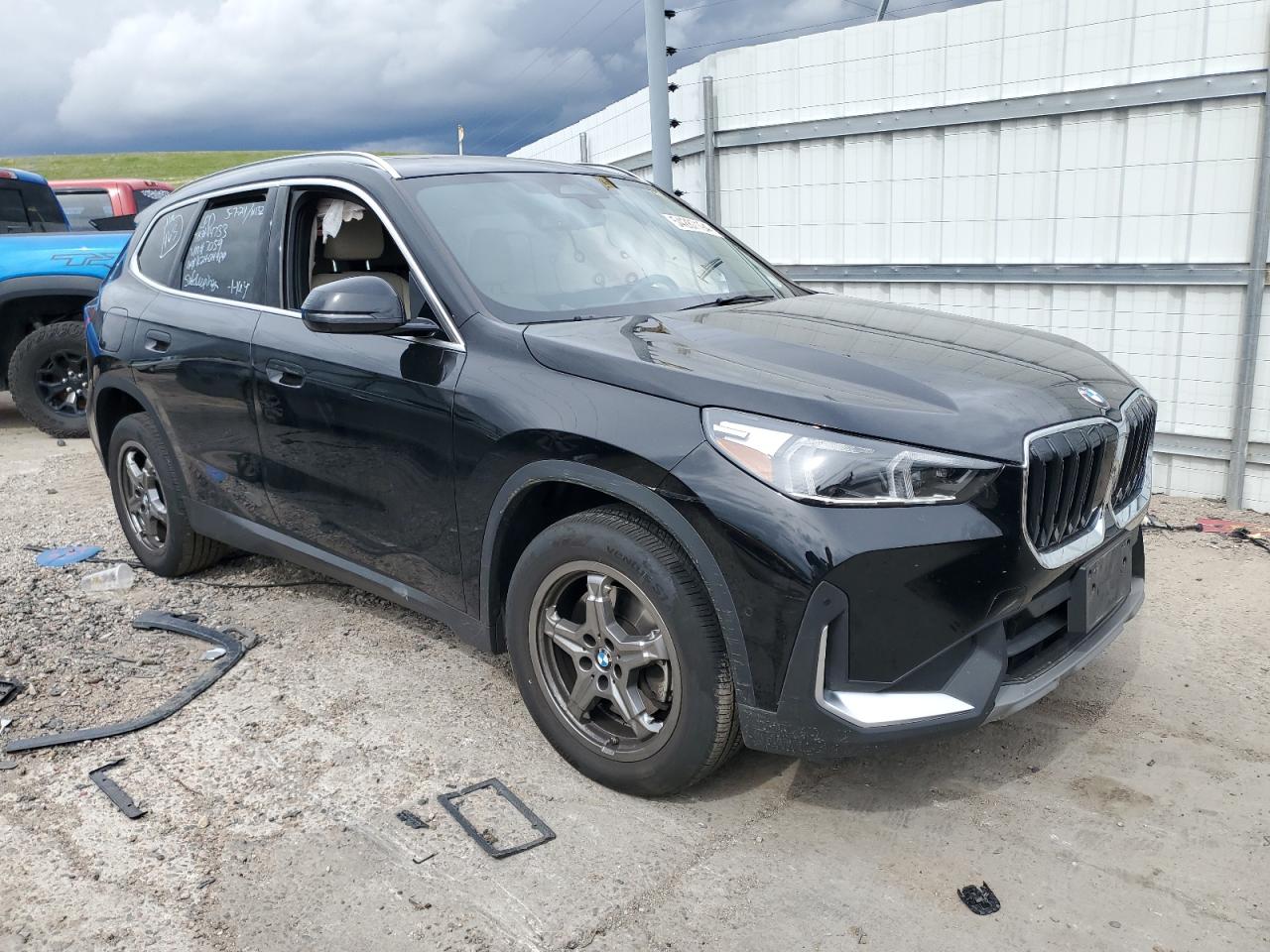 Photo 3 VIN: WBX73EF09P5V97059 - BMW X1 