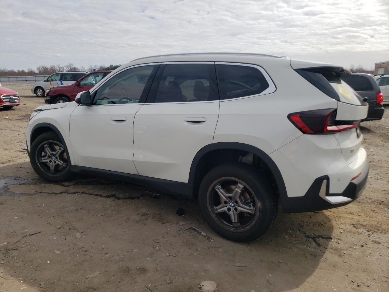 Photo 1 VIN: WBX73EF0XP5X54680 - BMW X1 