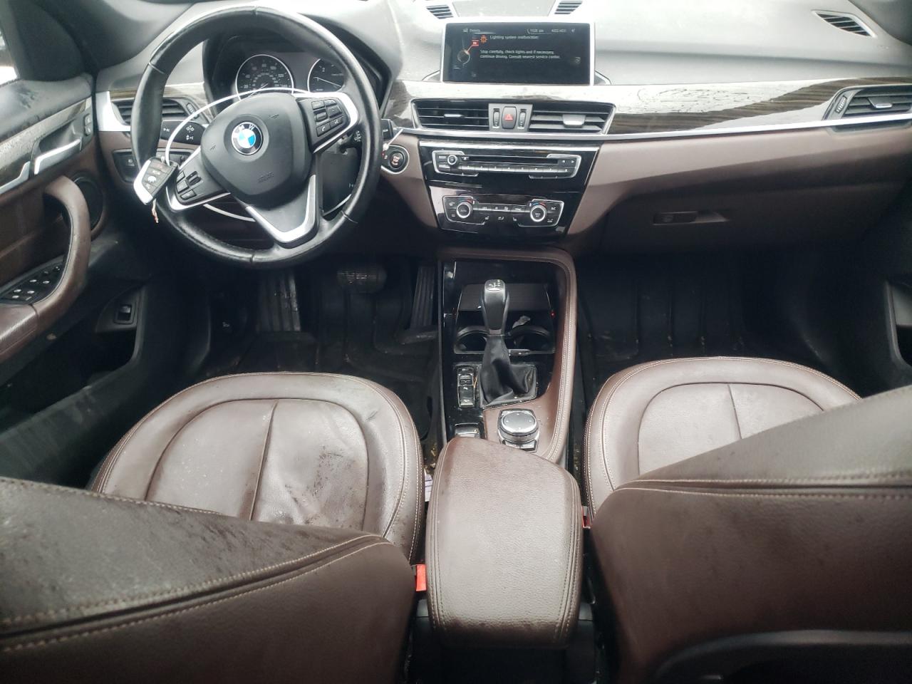 Photo 7 VIN: WBXHT3C30G5E48632 - BMW X1 