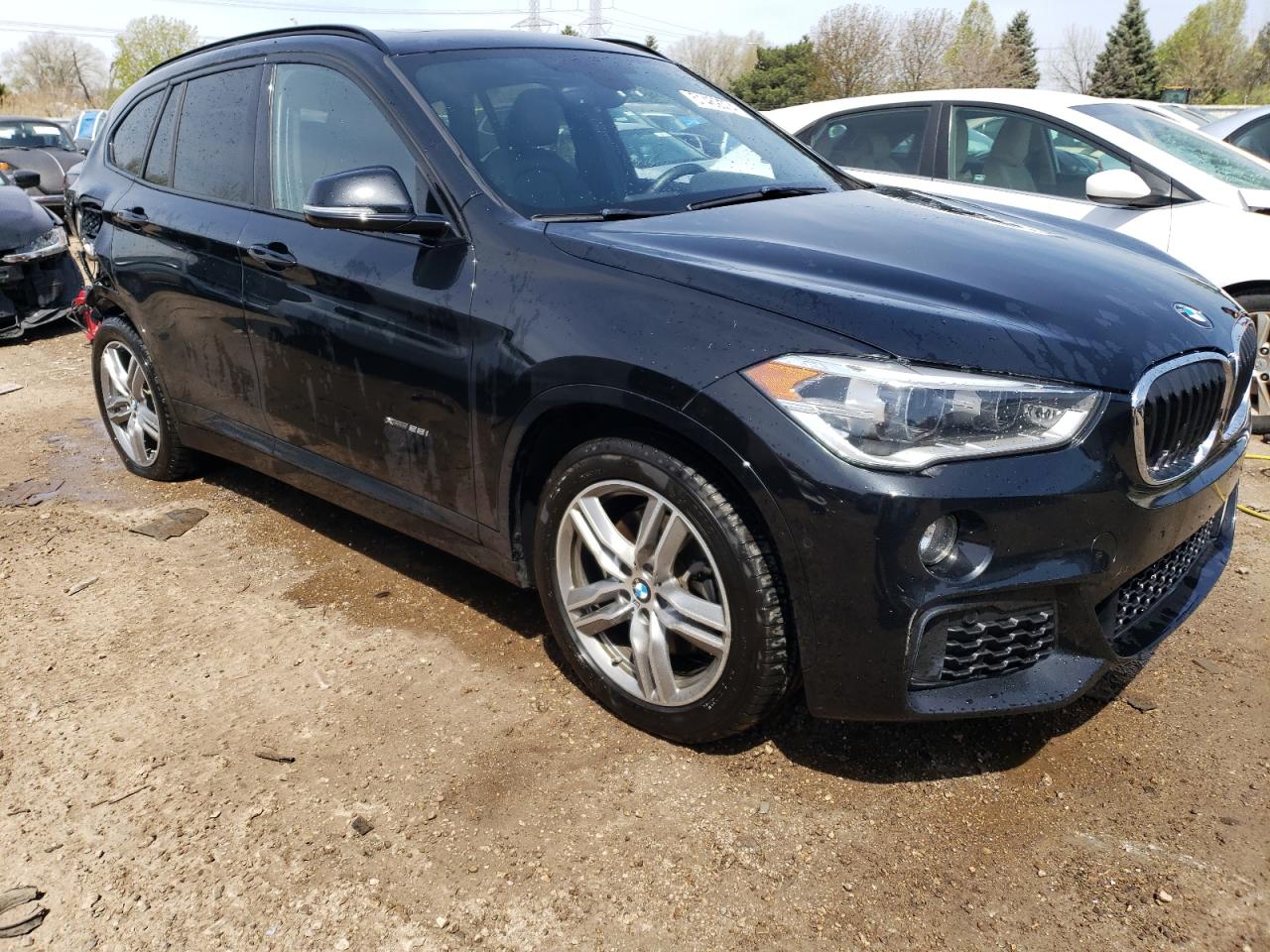 Photo 3 VIN: WBXHT3C30G5E50848 - BMW X1 