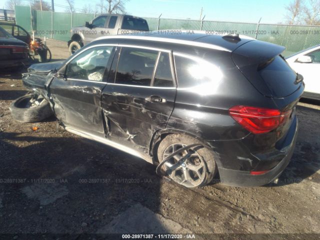 Photo 2 VIN: WBXHT3C30GP888982 - BMW X1 