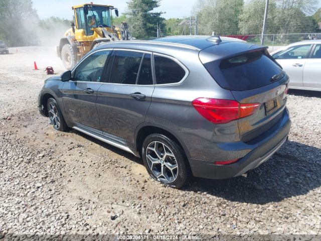 Photo 2 VIN: WBXHT3C30H5F76452 - BMW X1 