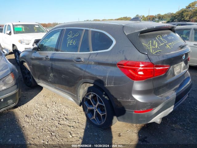 Photo 2 VIN: WBXHT3C30H5F77794 - BMW X1 