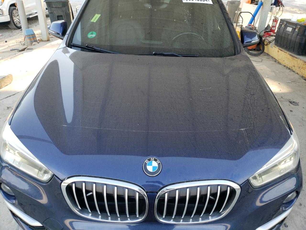 Photo 10 VIN: WBXHT3C30H5F81070 - BMW X1 