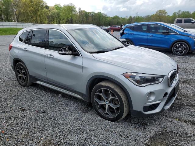 Photo 3 VIN: WBXHT3C30J3H31860 - BMW X1 