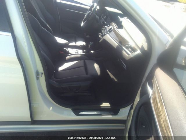 Photo 4 VIN: WBXHT3C30J5F90440 - BMW X1 