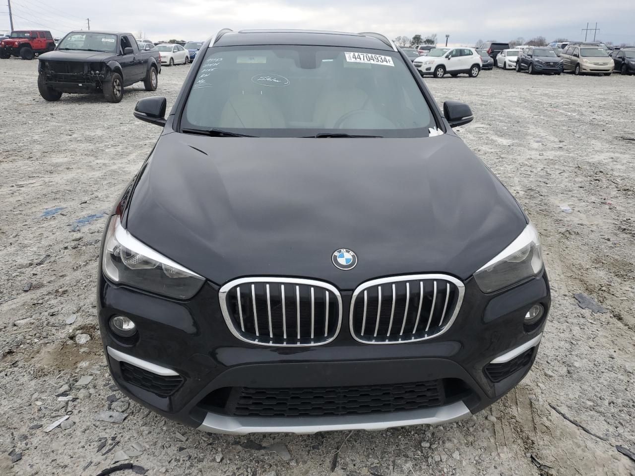 Photo 4 VIN: WBXHT3C30J5F92155 - BMW X1 