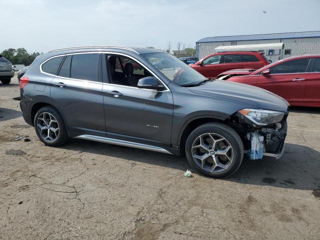 Photo 3 VIN: WBXHT3C30J5K23244 - BMW X1 