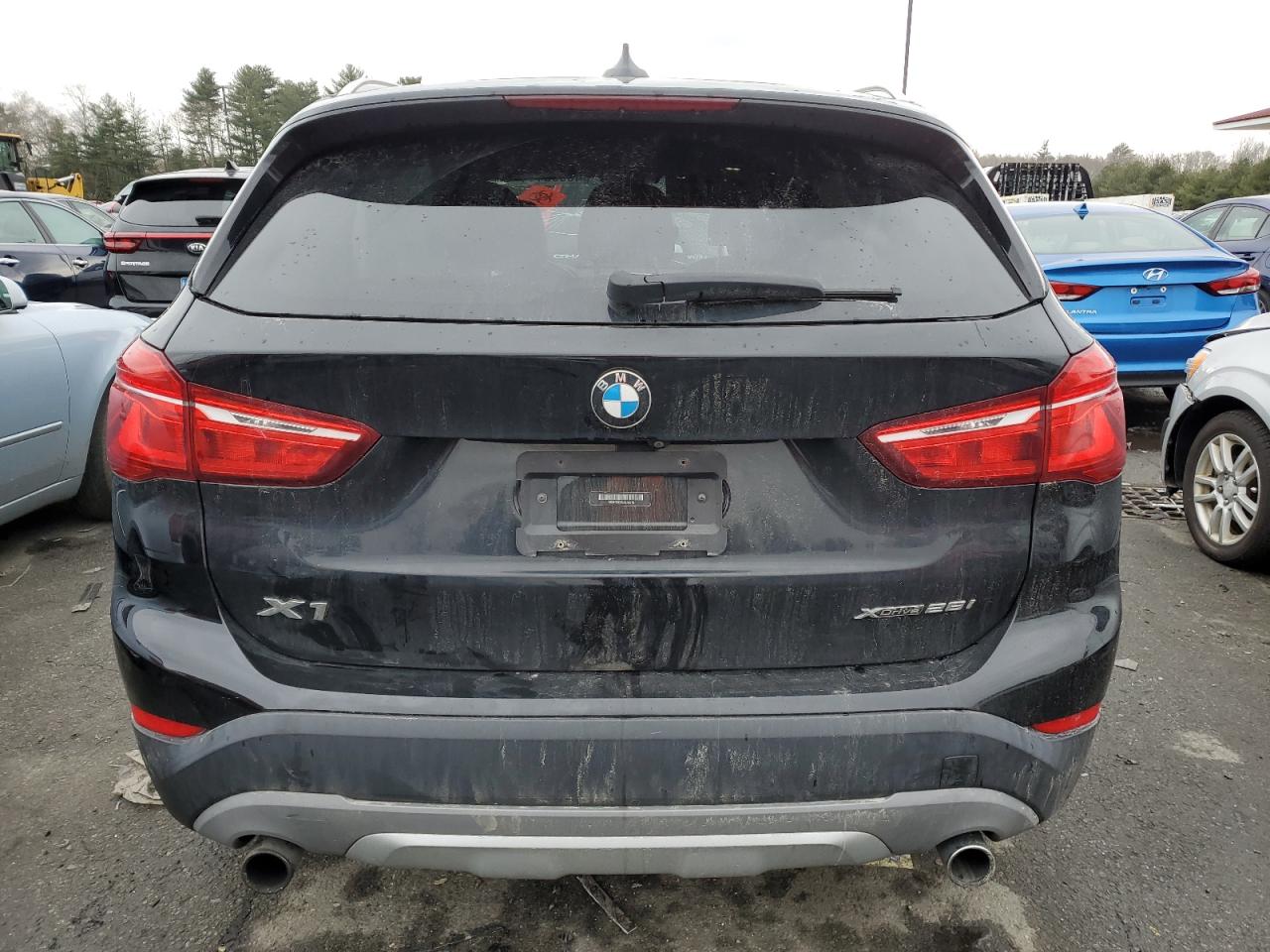 Photo 5 VIN: WBXHT3C30J5L32075 - BMW X1 