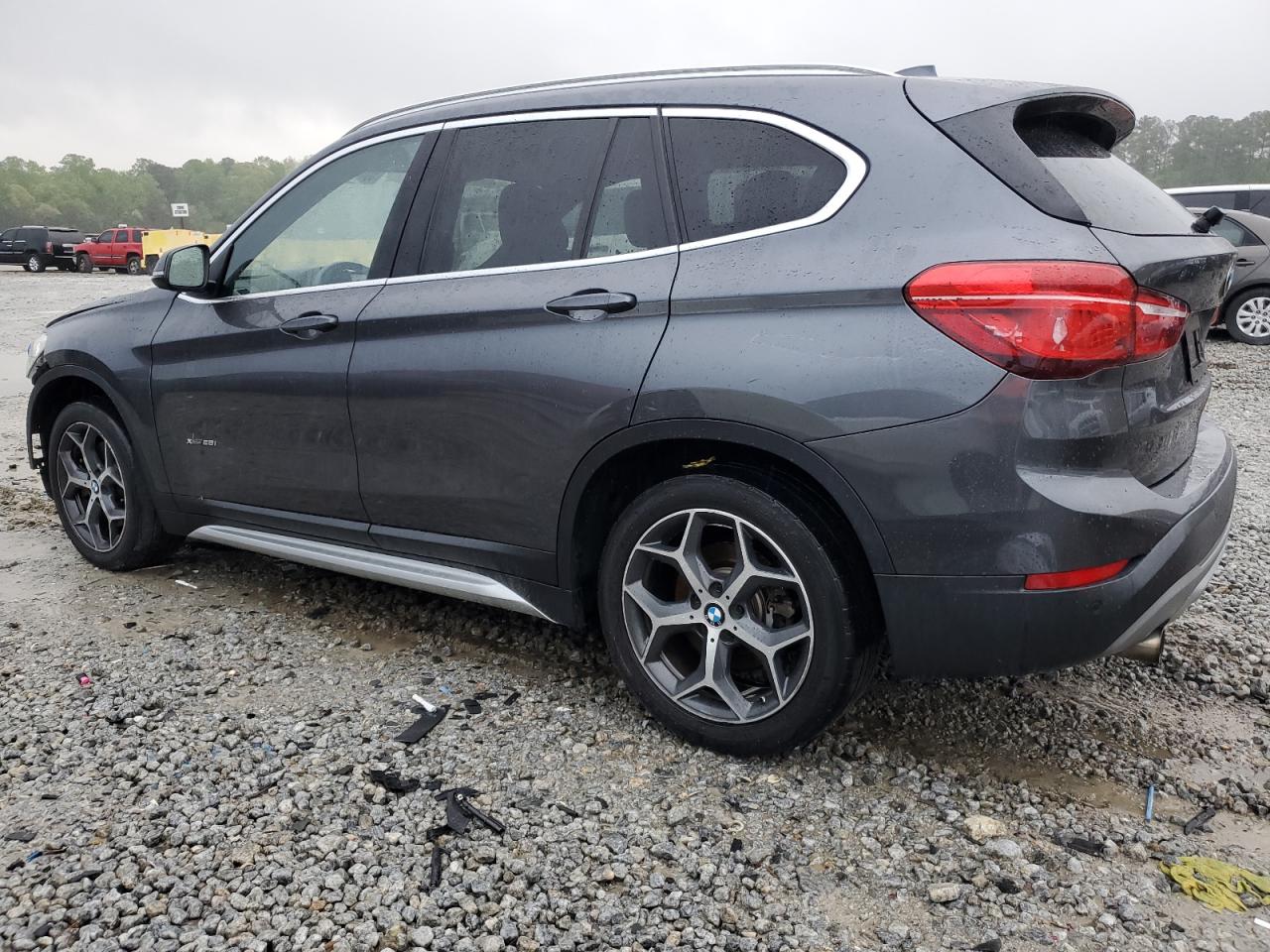 Photo 1 VIN: WBXHT3C31G5E47120 - BMW X1 