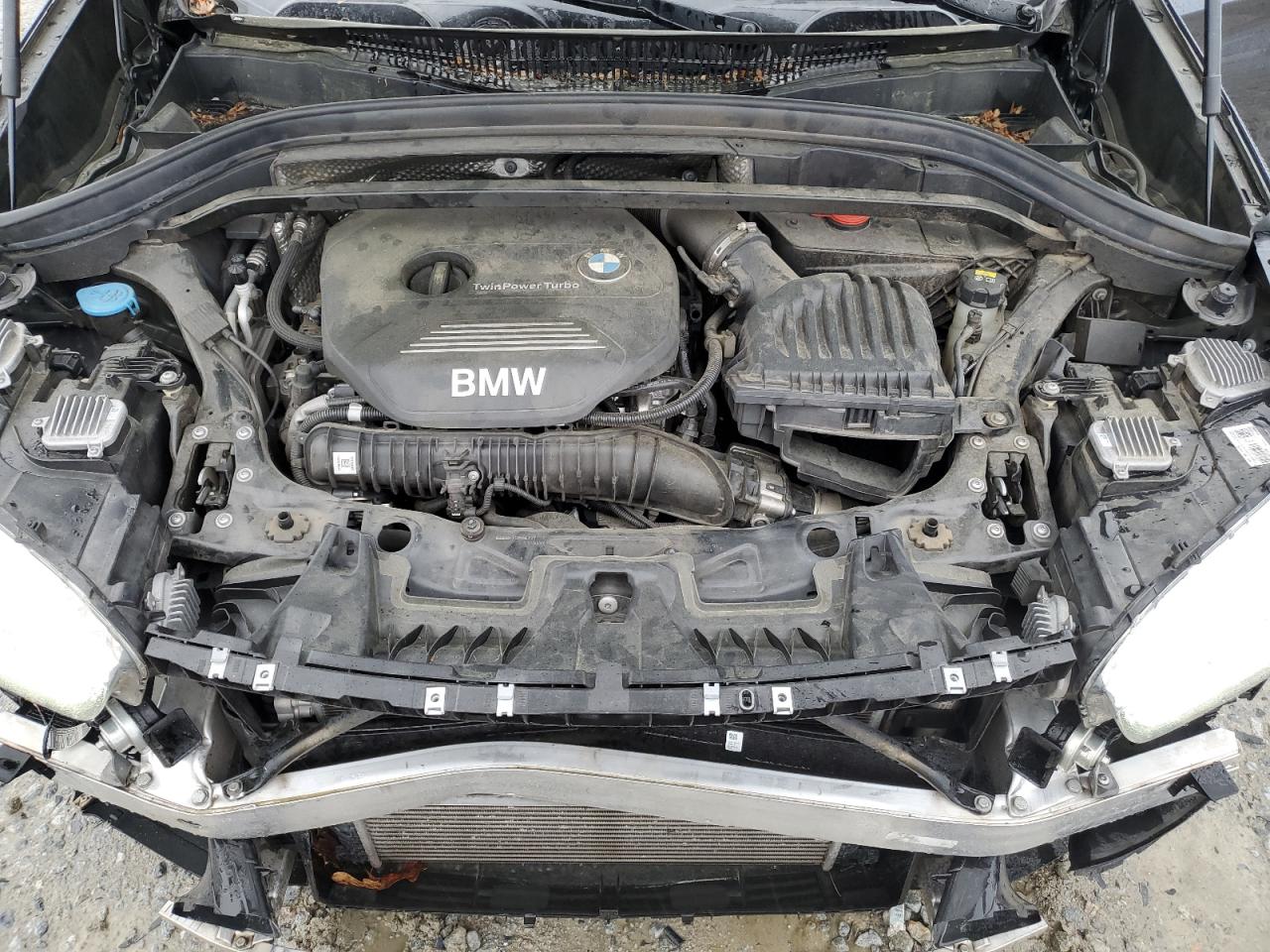 Photo 10 VIN: WBXHT3C31G5E47120 - BMW X1 