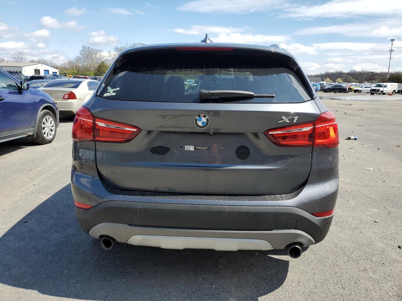 Photo 5 VIN: WBXHT3C31G5E54780 - BMW X1 