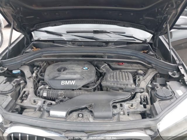 Photo 9 VIN: WBXHT3C31GP889395 - BMW X1 