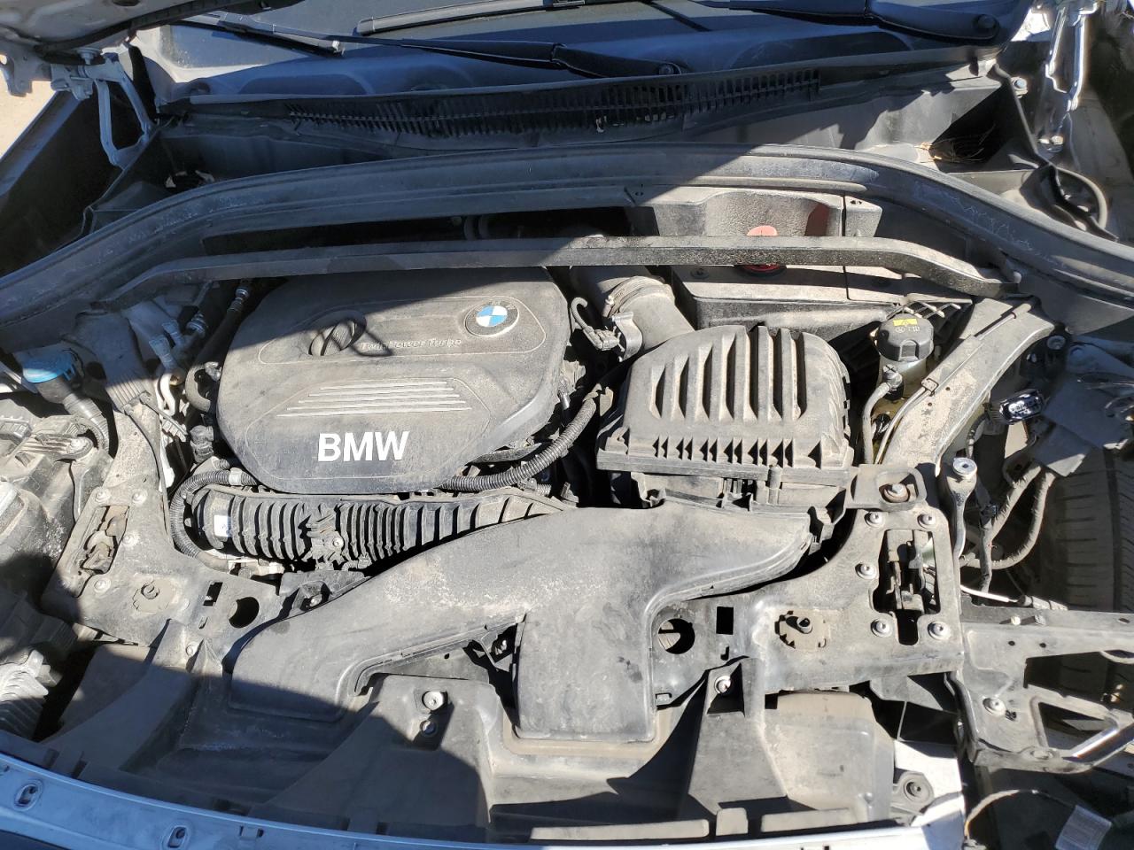 Photo 10 VIN: WBXHT3C31H5F74502 - BMW X1 