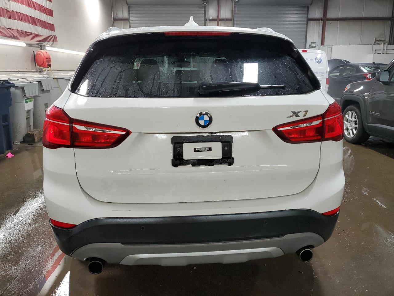 Photo 5 VIN: WBXHT3C31H5F76458 - BMW X1 