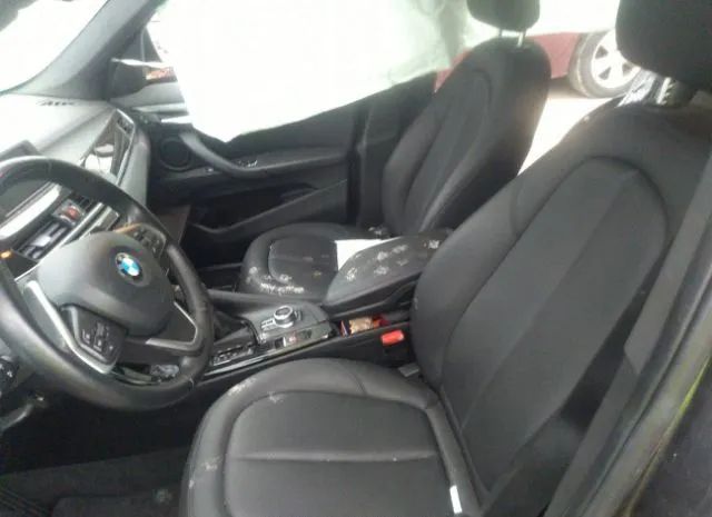 Photo 4 VIN: WBXHT3C32G5E54108 - BMW X1 