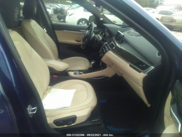 Photo 4 VIN: WBXHT3C32GP883962 - BMW X1 