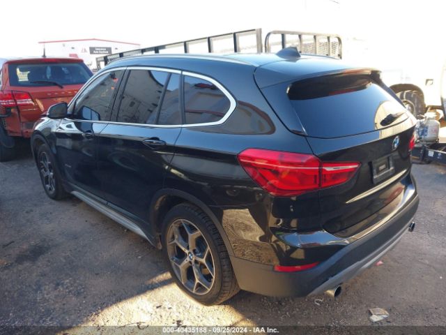 Photo 2 VIN: WBXHT3C32GP884531 - BMW X1 