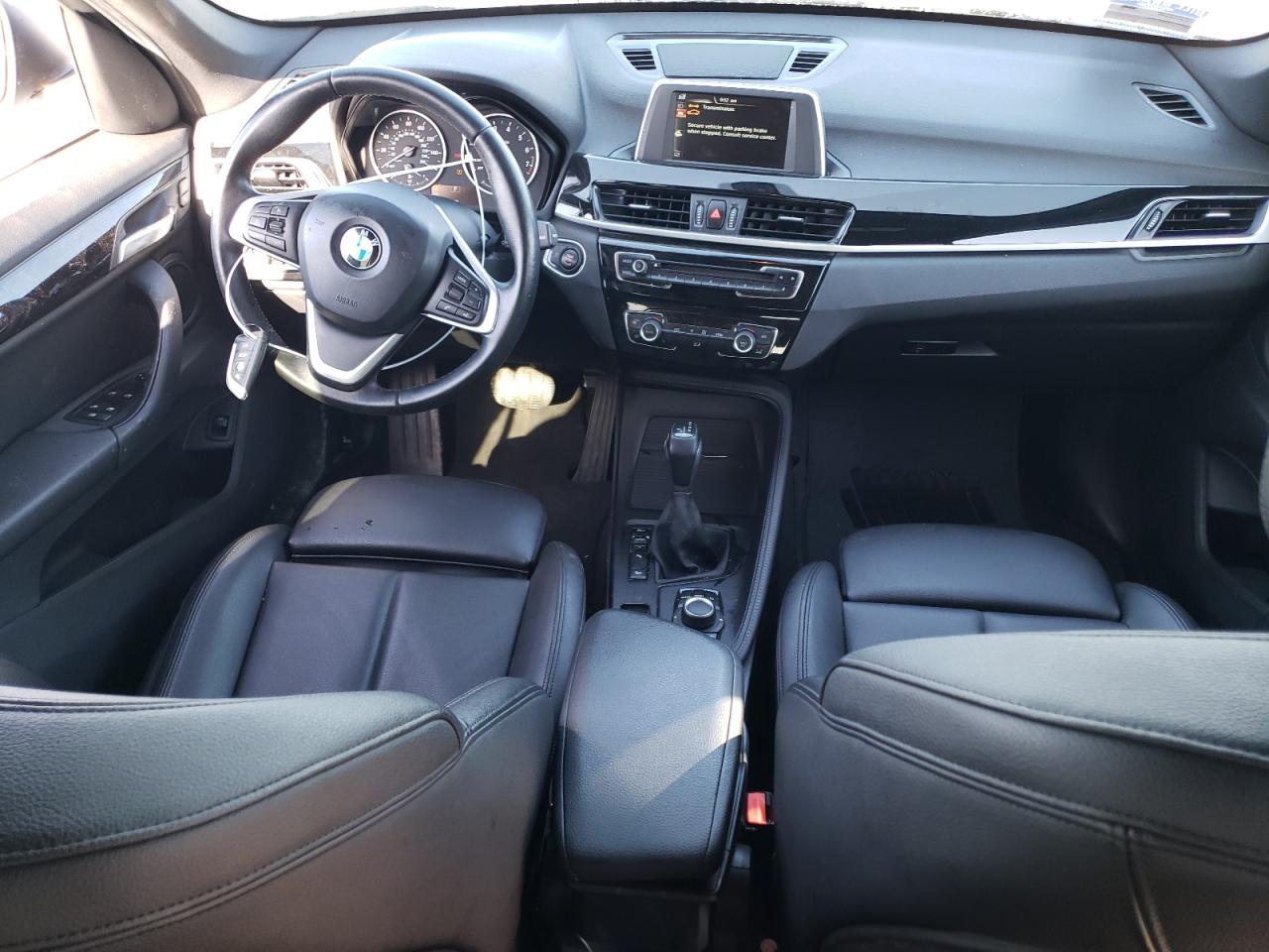 Photo 7 VIN: WBXHT3C32H5F69485 - BMW X1 