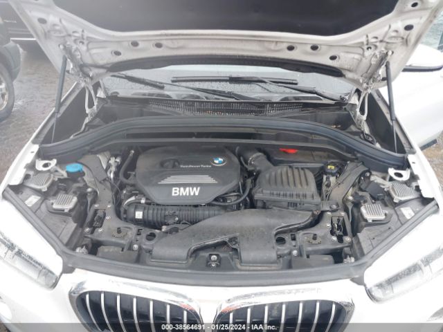 Photo 9 VIN: WBXHT3C32H5F73083 - BMW X1 