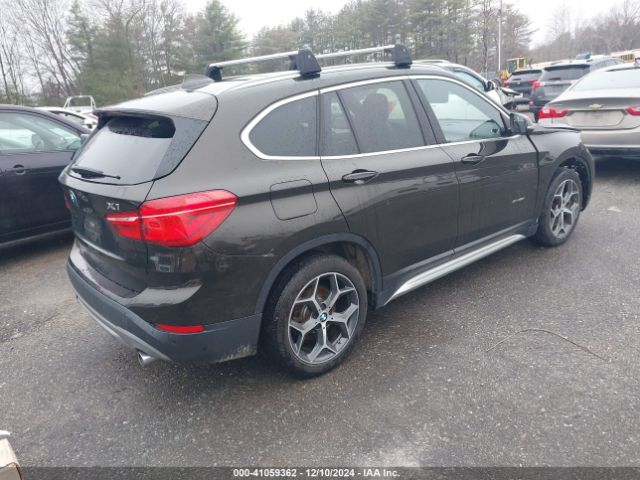 Photo 3 VIN: WBXHT3C32H5F85637 - BMW X1 