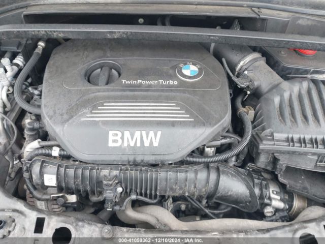 Photo 9 VIN: WBXHT3C32H5F85637 - BMW X1 