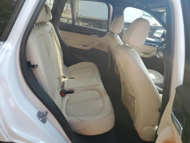 Photo 10 VIN: WBXHT3C32J5K25433 - BMW X1 