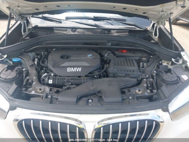 Photo 9 VIN: WBXHT3C33G5E51444 - BMW X1 