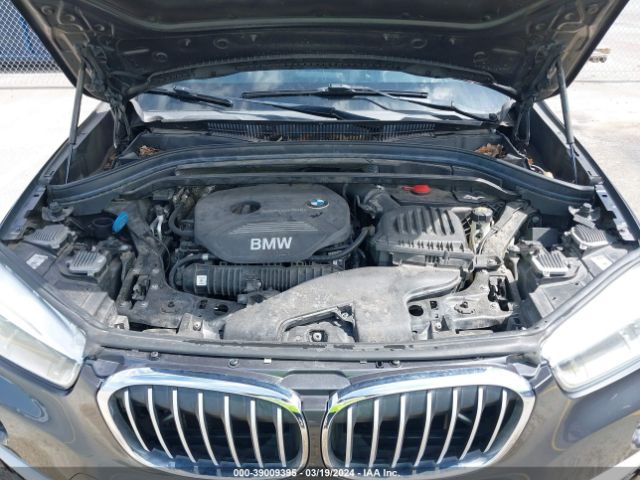 Photo 9 VIN: WBXHT3C33G5E52108 - BMW X1 