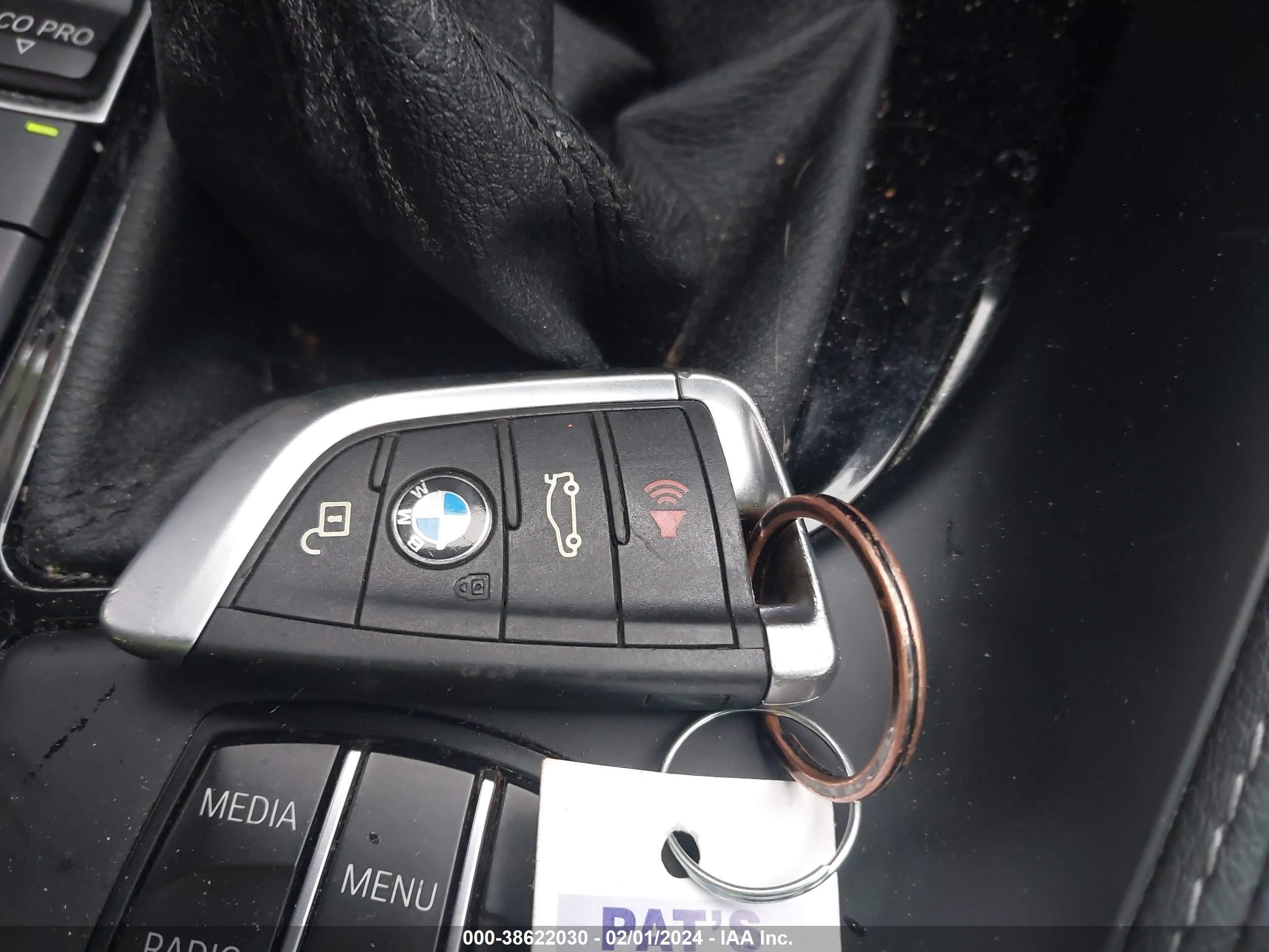 Photo 10 VIN: WBXHT3C33G5E56868 - BMW X1 