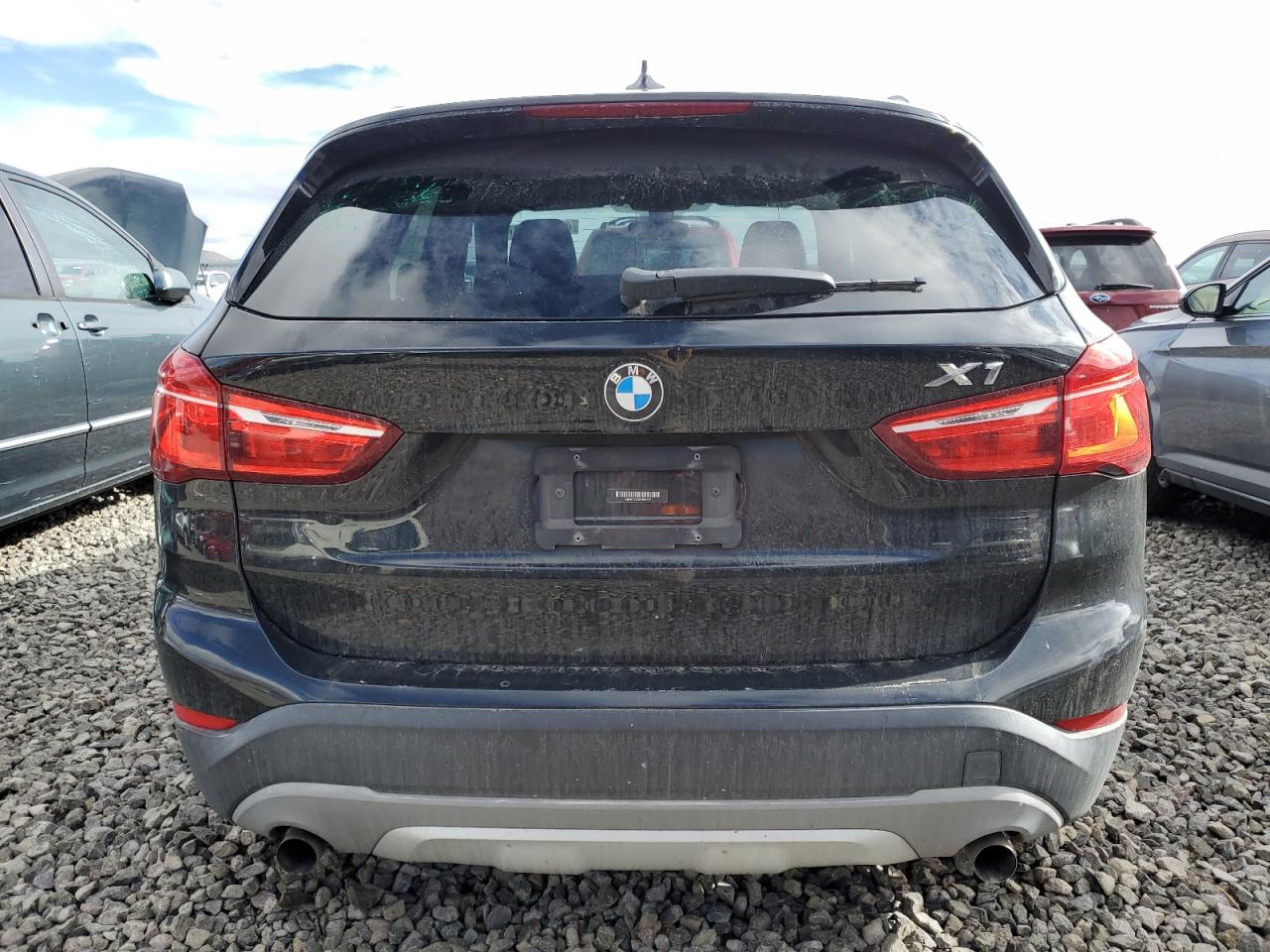 Photo 5 VIN: WBXHT3C33GP889222 - BMW X1 