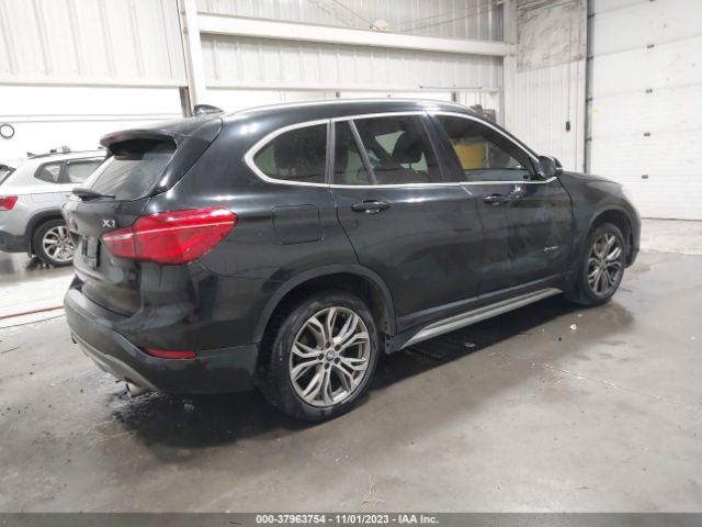 Photo 3 VIN: WBXHT3C33H5F81905 - BMW X1 