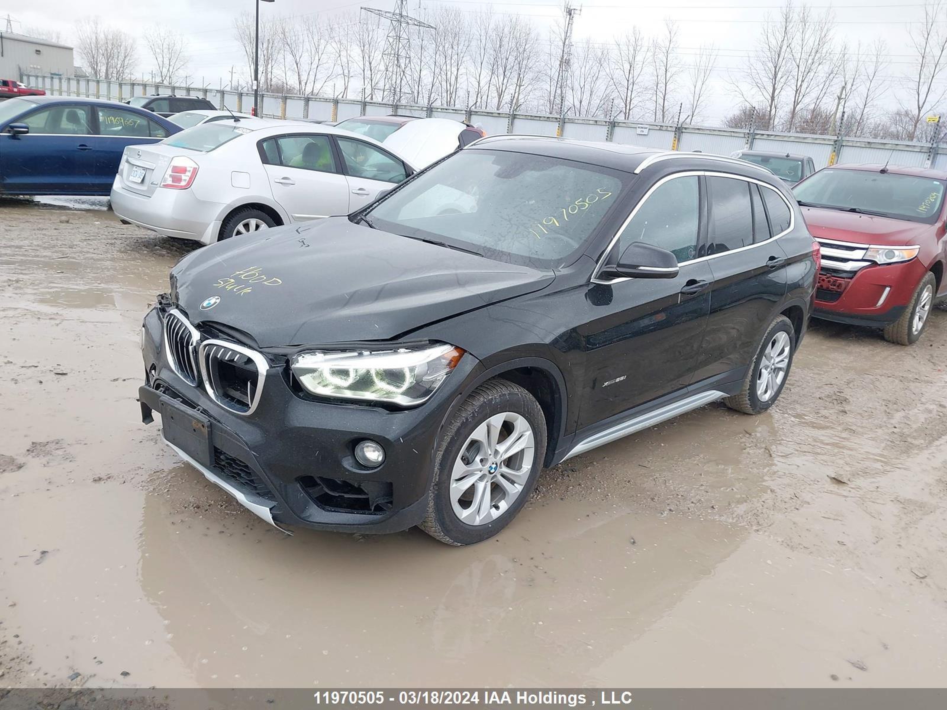 Photo 1 VIN: WBXHT3C33J5F90643 - BMW X1 